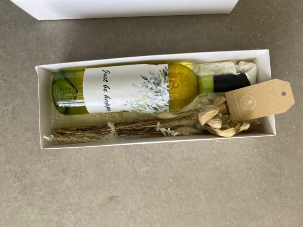 ⁦בקבוק יין עם הקדשה אישית⁩ – תמונה ⁦27⁩