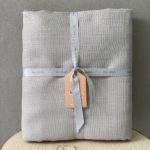 מפה חגיגית דמוי פשתן - אפורה