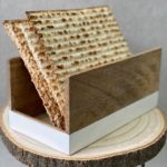 מעמד מצות/מפיות מעץ