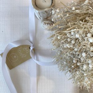 מפה חגיגית דמוי פשתן - לבנה