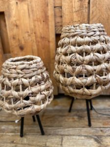 ⁦מנורת שולחן - שני גדלים⁩ – תמונה ⁦2⁩