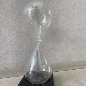 ⁦שעון חול מגנטי⁩ – תמונה ⁦4⁩