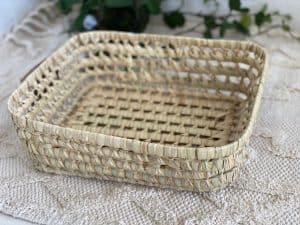 ⁦סלסלת קש שטוחה⁩ – תמונה ⁦5⁩