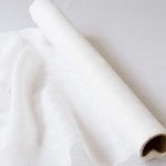 ראנר שולחן בצבע לבן שבור