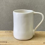 ספל עם ידית מקרמיקה