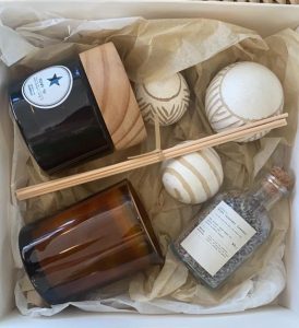 ⁦מארז נורמנדי בקופסה לבנה⁩ – תמונה ⁦2⁩