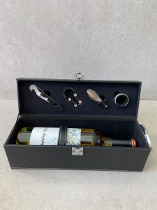 ⁦קופסת עור ליין כולל פותחנים⁩ – תמונה ⁦3⁩