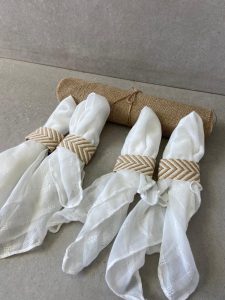 ⁦סט מפיות חבקים וראנר שולחן פשתן⁩ – תמונה ⁦6⁩