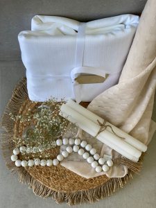 ⁦סט לעיצוב שולחן חג לבן חרוזים⁩ – תמונה ⁦6⁩