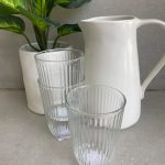 כוס שתיה שקופה- טקסטורת פסים