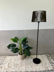 ⁦מנורה עומדת ניו יורק - שחור⁩ – תמונה ⁦3⁩