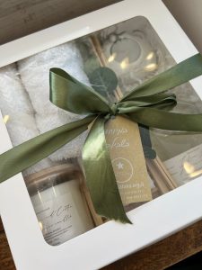 ⁦מארז מפנק בקופסה לבנה⁩ – תמונה ⁦4⁩