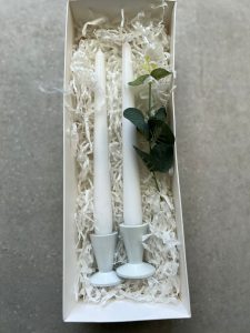 מארז מתנה לבן פמוטים ונרות – תמונה 4
