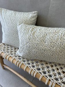 ⁦כריות פרחוניות-  2 גדלים⁩ – תמונה ⁦2⁩