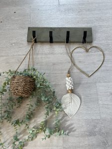 מתלה דמוי בטון 4 ווים