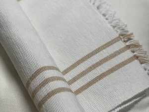 ⁦ראנר לשולחן טקסטורת פסים⁩ – תמונה ⁦5⁩