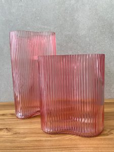 אגרטל זכוכית ווייב טקסטורת פסים- 3 צבעים – תמונה 3