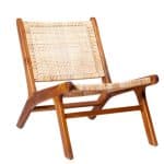 כורסא מעץ ושילוב ראטן- חום טבעי