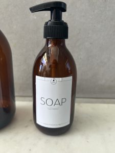 ⁦דיספנסר זכוכית חום- 2 גדלים⁩ – תמונה ⁦4⁩