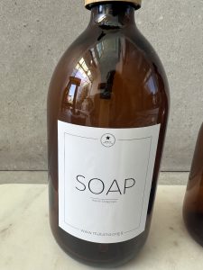 ⁦דיספנסר זכוכית חום- 2 גדלים⁩ – תמונה ⁦5⁩