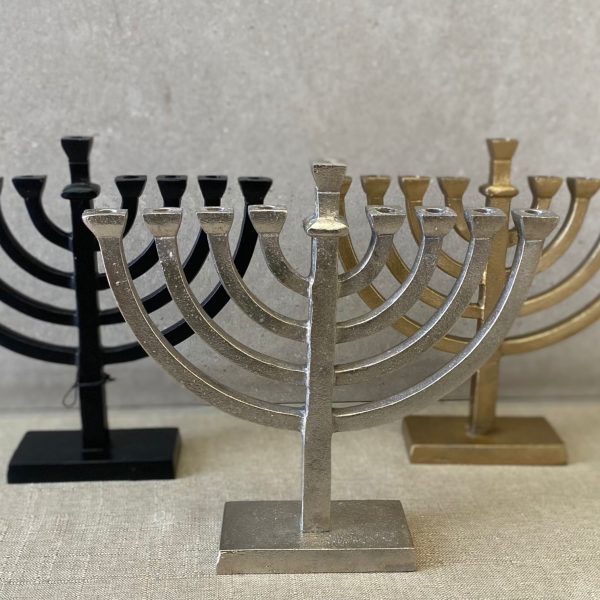 ⁦חנוכיית מתכת זהב⁩ – תמונה ⁦4⁩