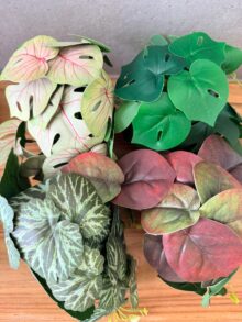 עציץ מלאכותי קטן