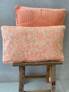 ⁦כרית נוי פיץ׳⁩ – תמונה ⁦8⁩