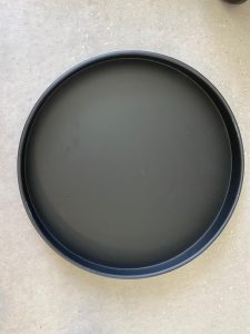 ⁦מגש מתכת עגול- 2 צבעים⁩ – תמונה ⁦9⁩