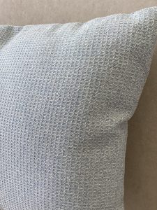 ⁦כרית פסטל אקווה⁩ – תמונה ⁦3⁩