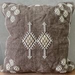 כרית מרוקו חומה