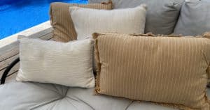 ⁦כרית לורה קפה - 2 גדלים⁩ – תמונה ⁦2⁩