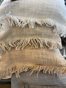 ⁦כרית סוזי מלבנית - 4 צבעים לבחירה⁩ – תמונה ⁦3⁩