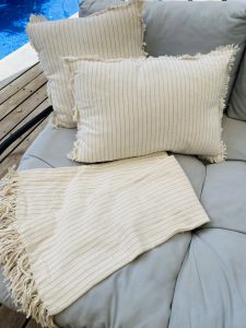 ⁦כיסוי מיטה לורה לבן - זוגי⁩ – תמונה ⁦3⁩