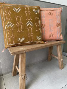 ⁦כרית דונה - 2 צבעים לבחירה⁩ – תמונה ⁦7⁩