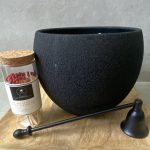 נר בטון ציטרונלה שחור ענק