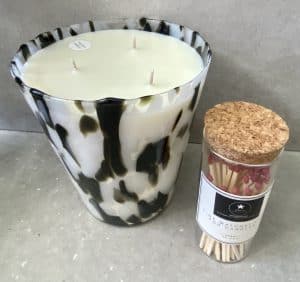 נר מנומר שחור גדול – תמונה 5