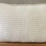 כרית פיקה 60*90 לבנה