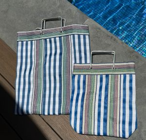 ⁦סל פסים כחול ידיות ברזל⁩ – תמונה ⁦4⁩