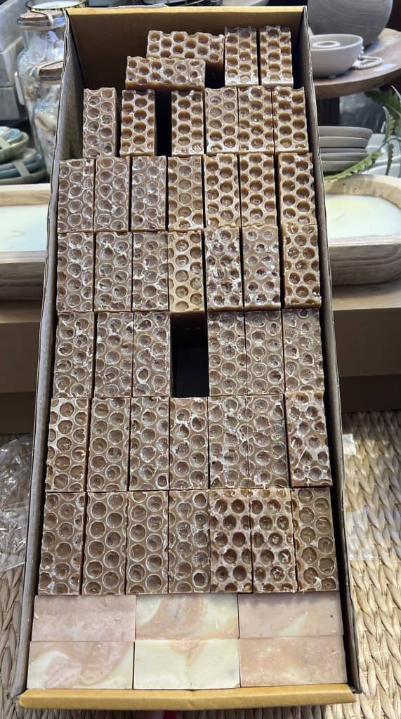 ⁦סבון דבש ריחני⁩ – תמונה ⁦5⁩