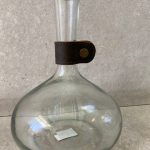 אגרטל זכוכית ועור