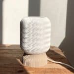 מנורת שולחן גלים - בסיס בז'