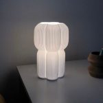 מנורת שולחן - פרח