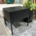 שידת לילה שחורה - מגירה אחת