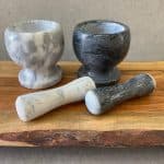 מכתש ועלי עם רגל