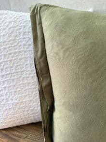 כרית ירוק זית – תמונה 4