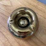 מאפרה בצבע זהב