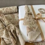 סט סידור שולחן - פרחוני חום