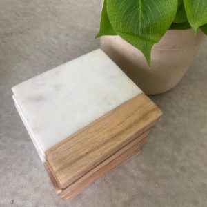 ⁦תחתיות שיש ועץ - לבן⁩ – תמונה ⁦2⁩