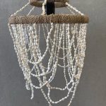 מנורת תקרה אהיל בוהו צדפים ויוטה