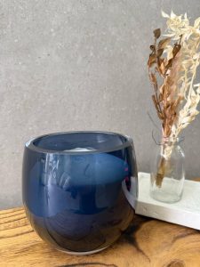 ⁦נר כדורי בכלי זכוכית כחול⁩ – תמונה ⁦2⁩